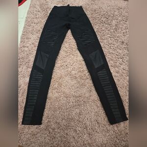 Alo Yoga Leggins Womens XS Black Moto High Waisted 25" Ribbed Panel Gym Workout